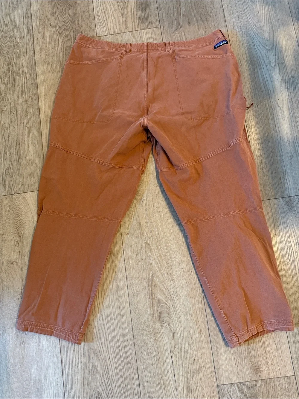 Patagonia Men Venga Rock Pants Regular Style # 83083. Fall 2022 Henna Brown